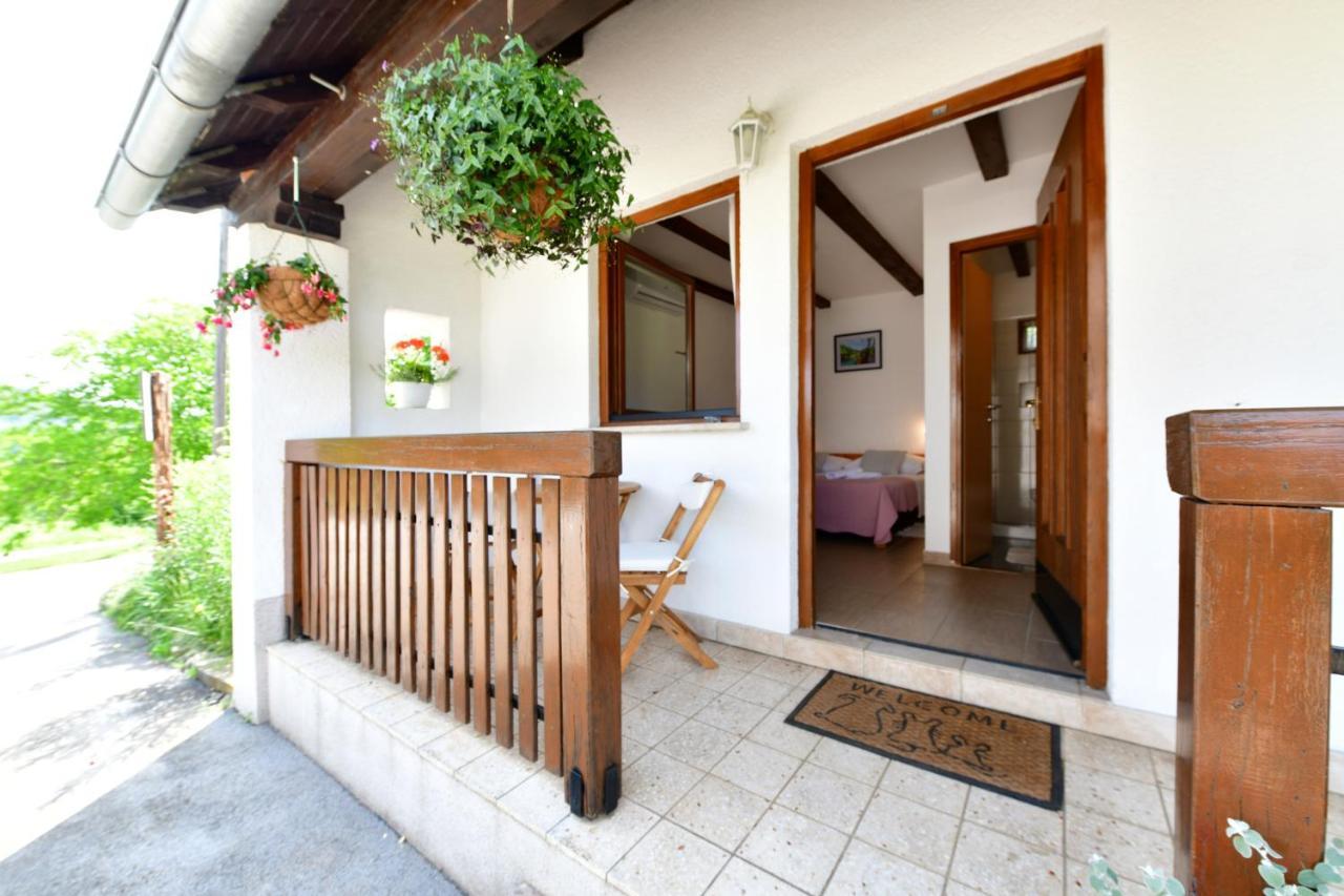 Guest House Family Dukic Раковица Екстериор снимка